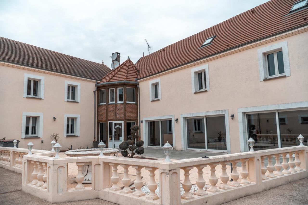 Hotel Du Moulin Voue Exterior foto